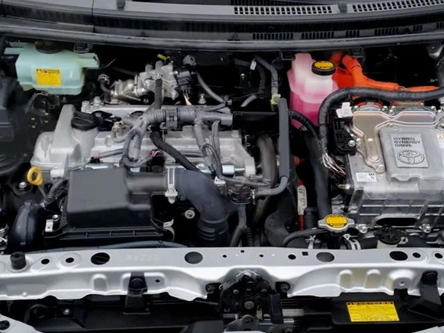 1NZ-FXE engine