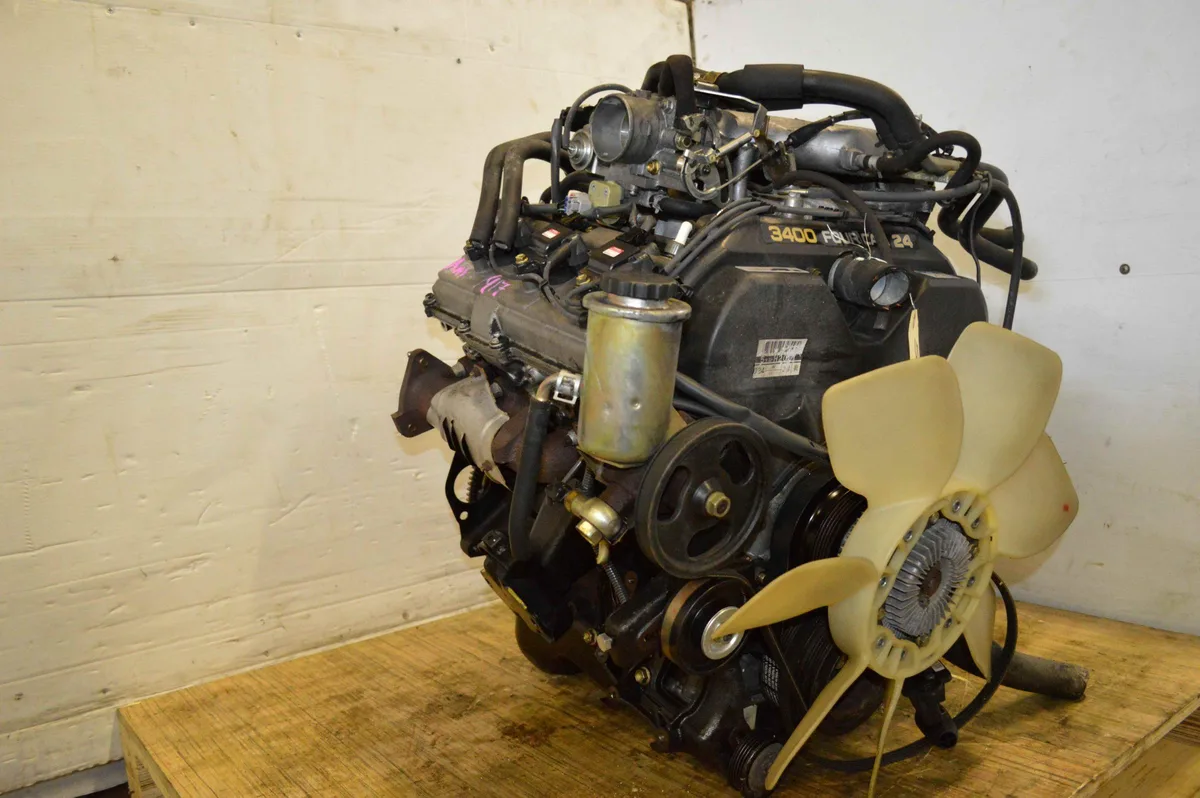 2001 toyota tacoma 5vz-fe engine bay