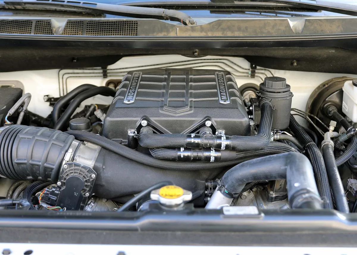 2005 toyota tundra oil type