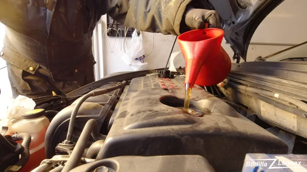 2008 Corolla oil filter location