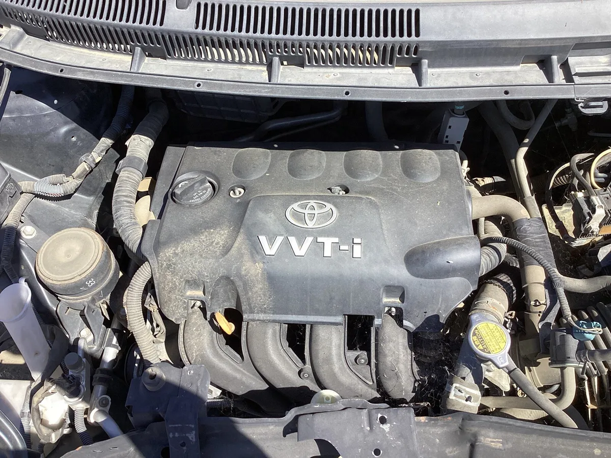 2008 toyota yaris oil type