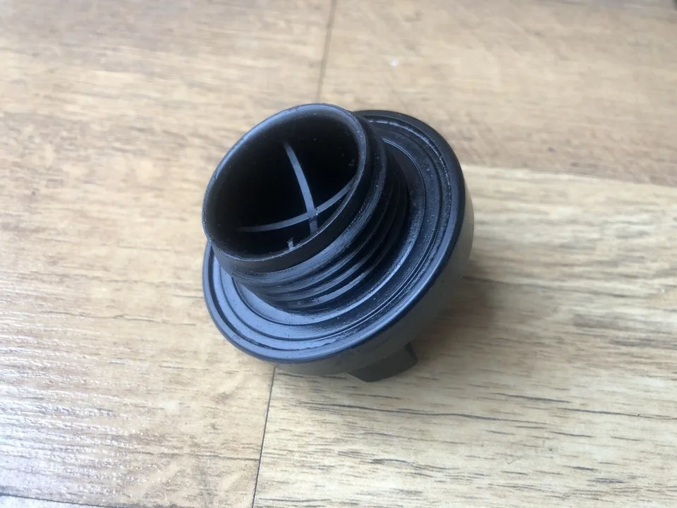 2010 toyota prius oil type
