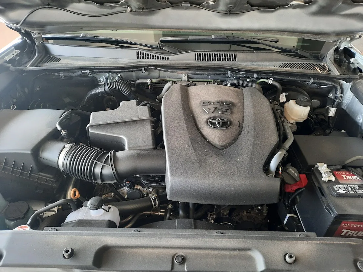 2018 toyota tacoma oil type