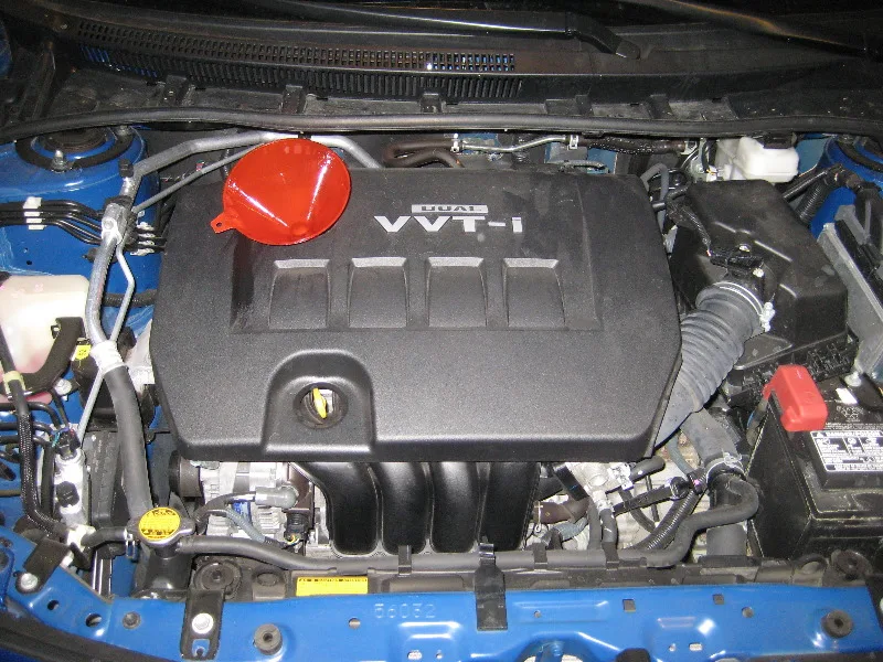 2ZR-FE engine oil cap