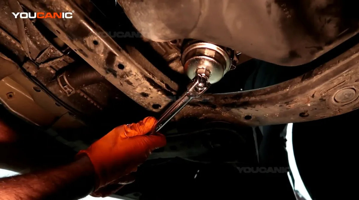 Toyota Camry oil filter housing