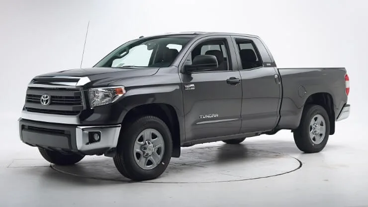 Toyota Tundra 5.7L engine bay