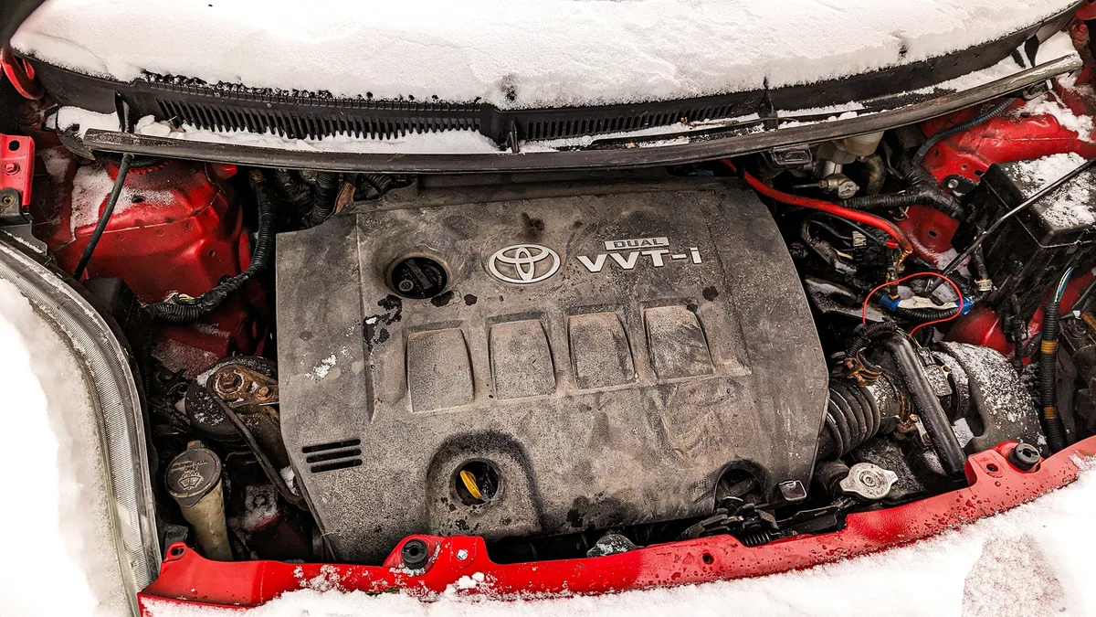 1.8L 2ZR-FE engine