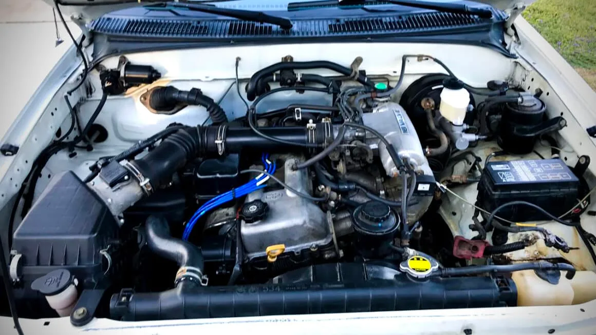 2.4L 2RZ-FE vs 3.4L 5VZ-FE engine