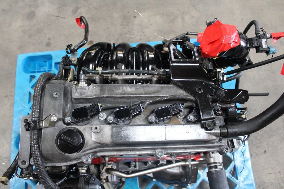 2.4L 4-cylinder engine vs 3.5L V6 engine