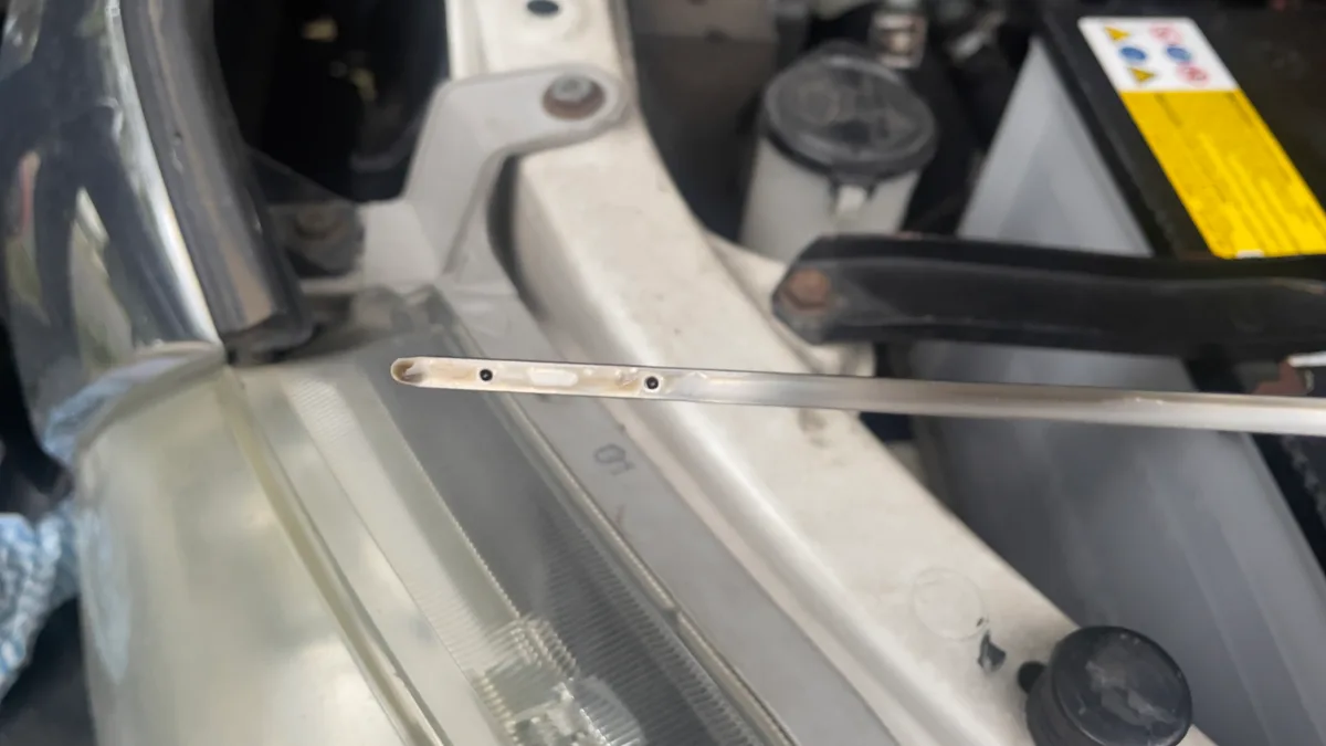 2.5L 2AR-FE engine oil dipstick