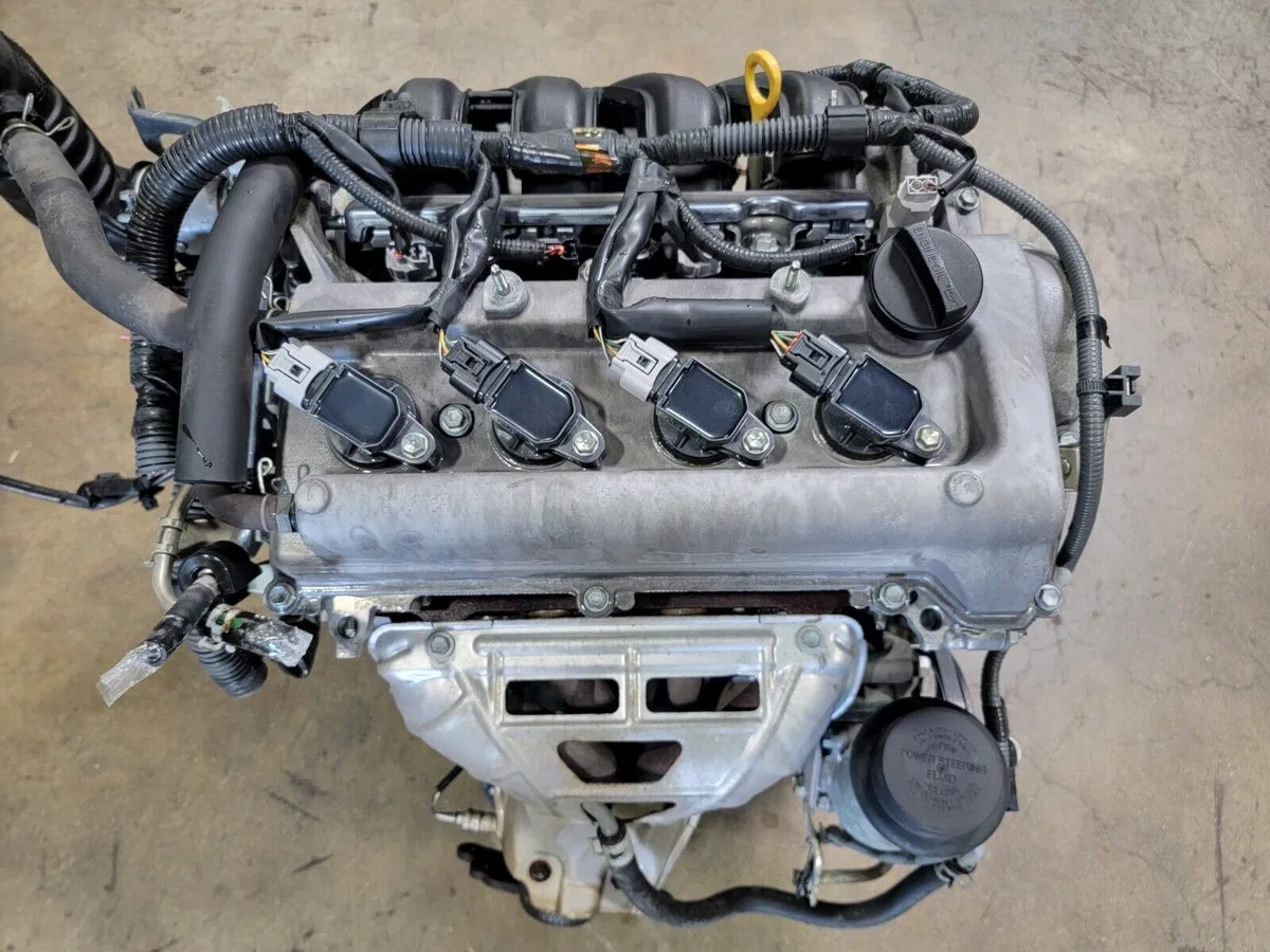 2008 toyota yaris oil capacity