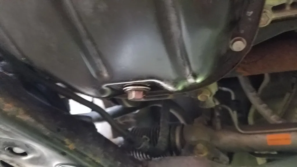 2013 Toyota Sienna oil change process