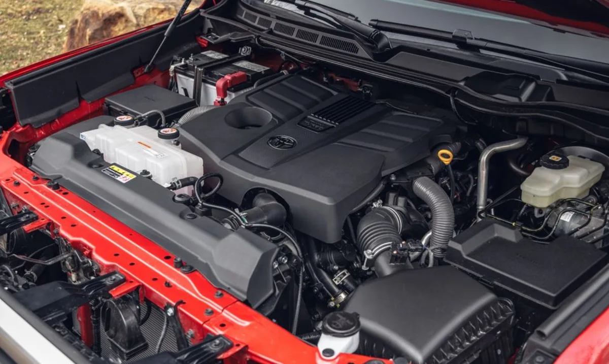 2015 toyota tundra 5.7 oil capacity