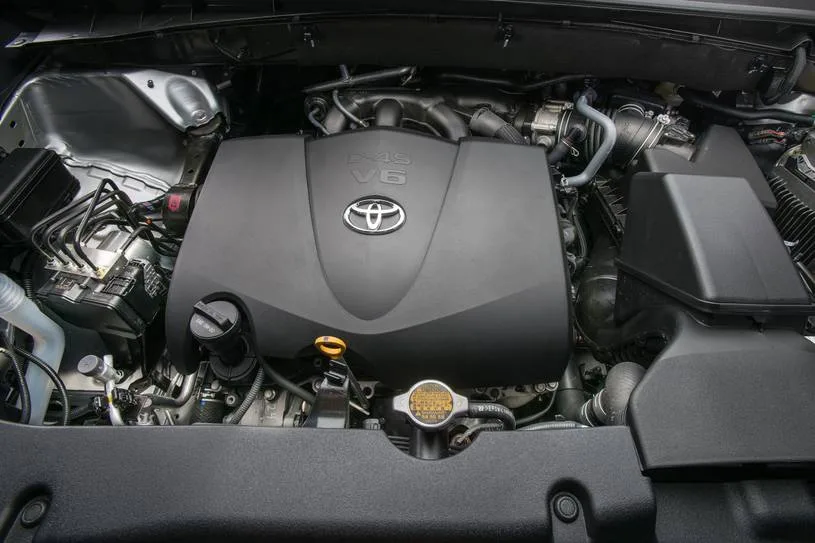 2017 toyota highlander oil capacity
