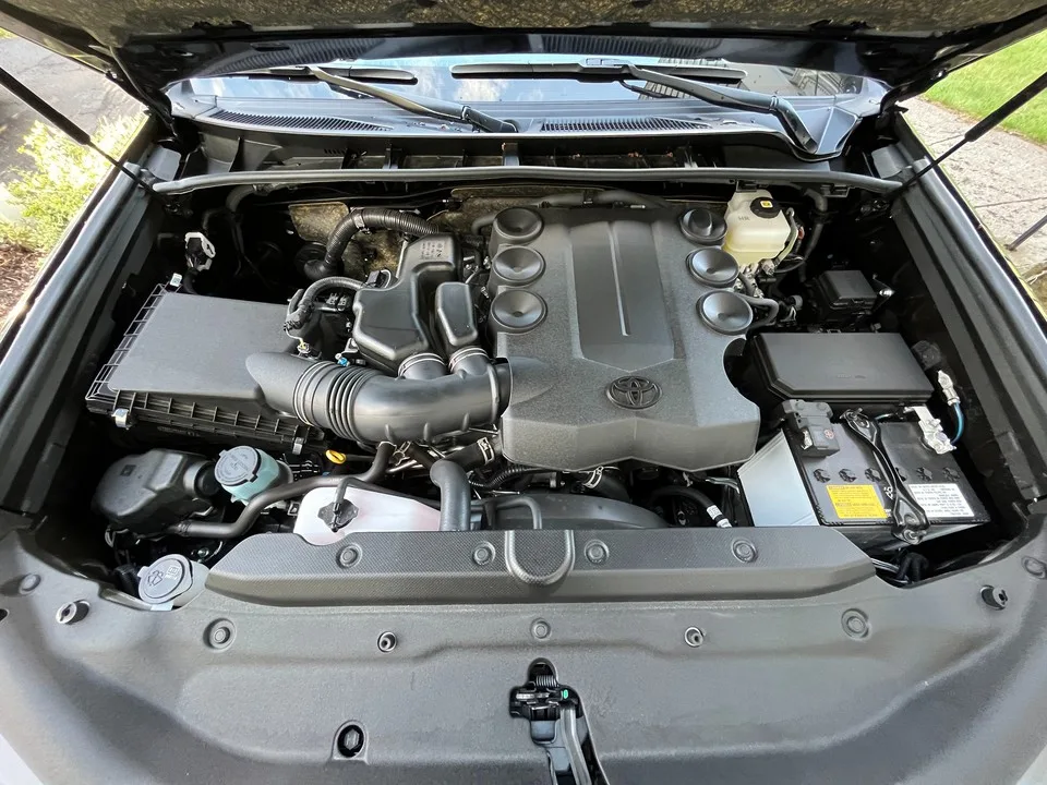 2023 toyota 4runner oil capacity