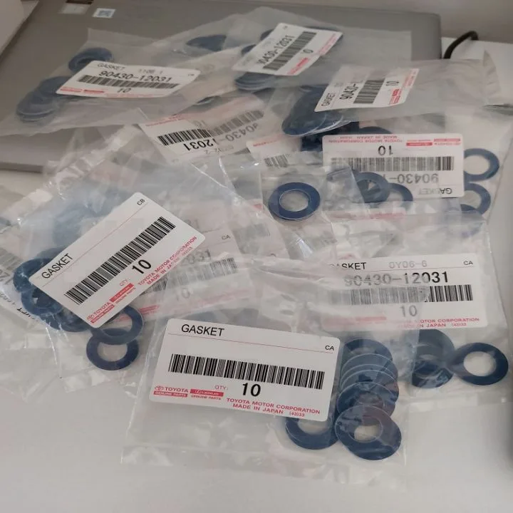 Camry oil drain plug and crush washer