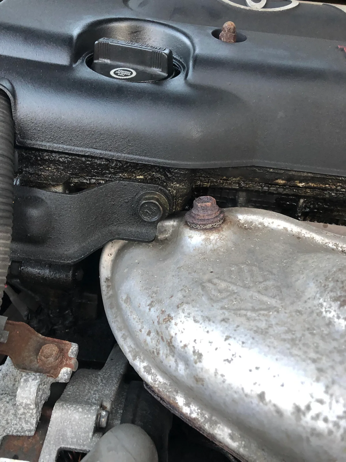 Camry SE valve cover gasket leak