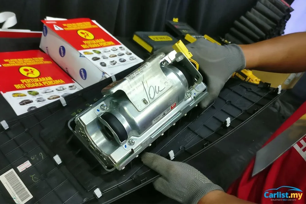 Takata airbag inflator